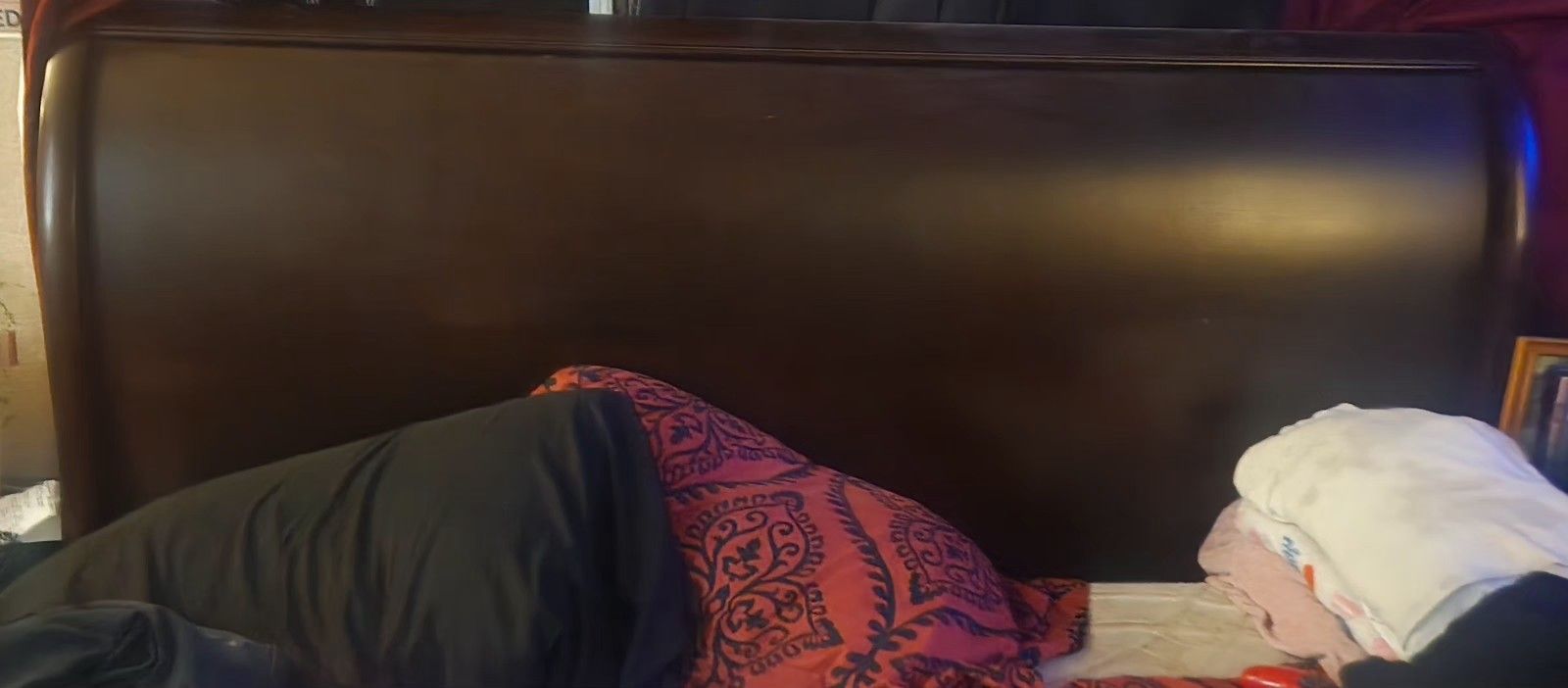 King Size Sleigh Bed 140 Or Best Offer