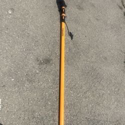 FISKAR POWER-LEVER EXTENDABLE POLE SAW AND PRUNER 