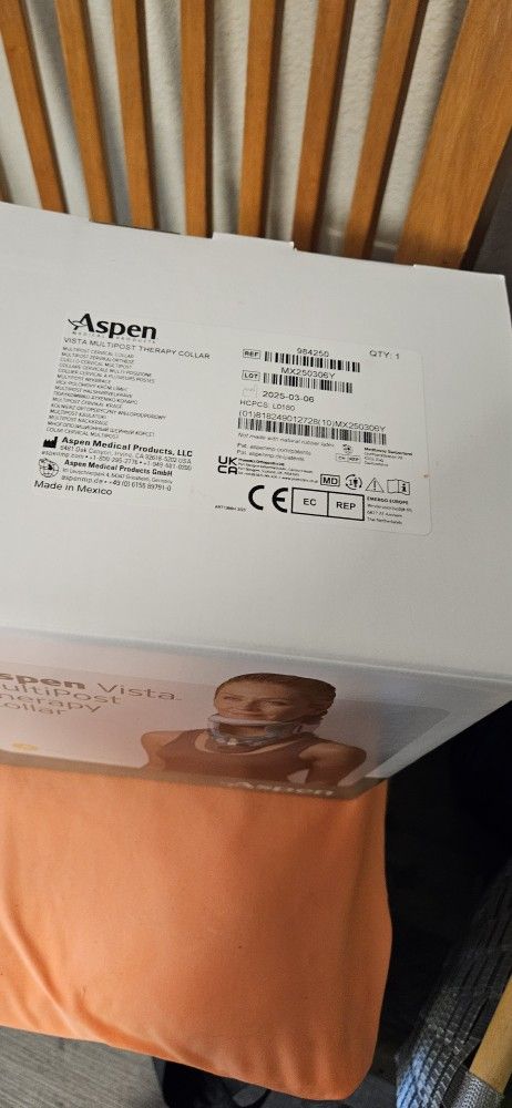 Aspen Vista Multipost Therapy Collar - Green