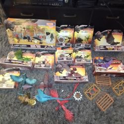 TONS OF UNOPENED HOW TO TRAIN YOUR DRAGON FIGURINES