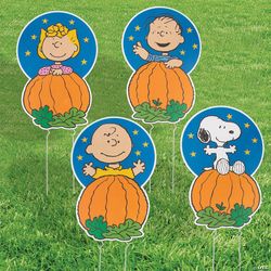 Peanuts Fall Themed Yard Signs