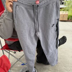Nike sweatpants 