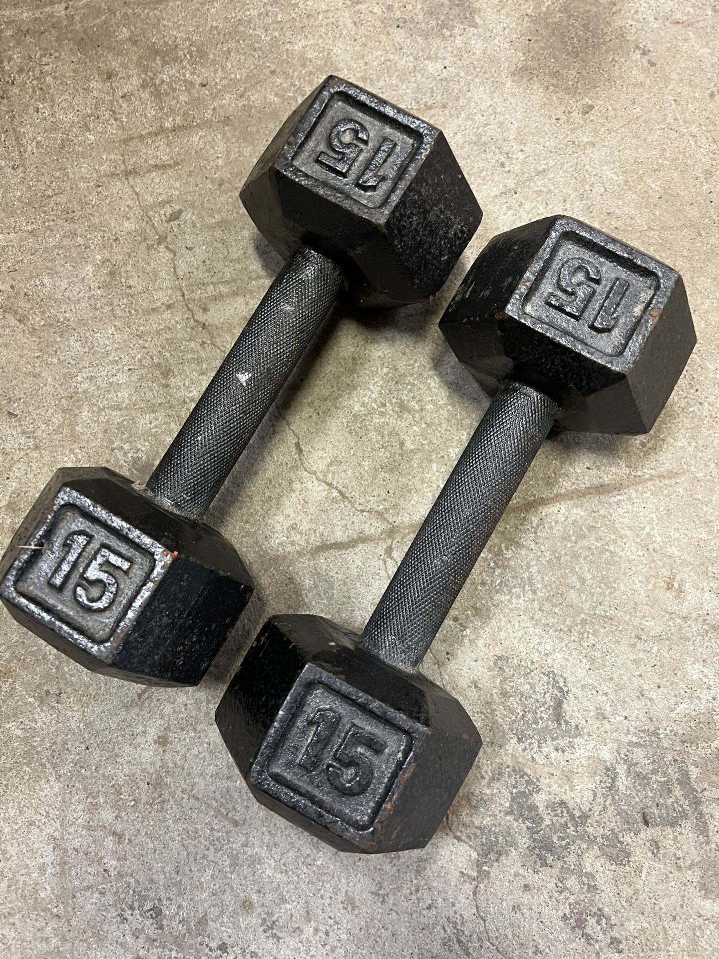 Pair of (2) 15 lb Dumbbell Weights