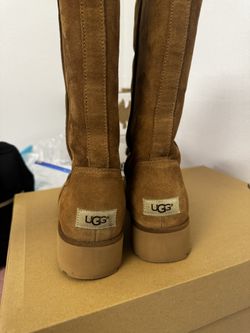 Original UGG Boots – Excellent Condition (with original box)