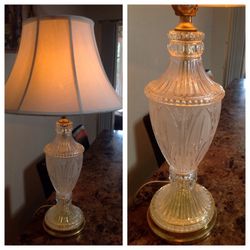 Crystal glass table lamp in great shape