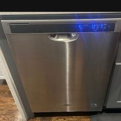 Whirlpool Dishwasher 