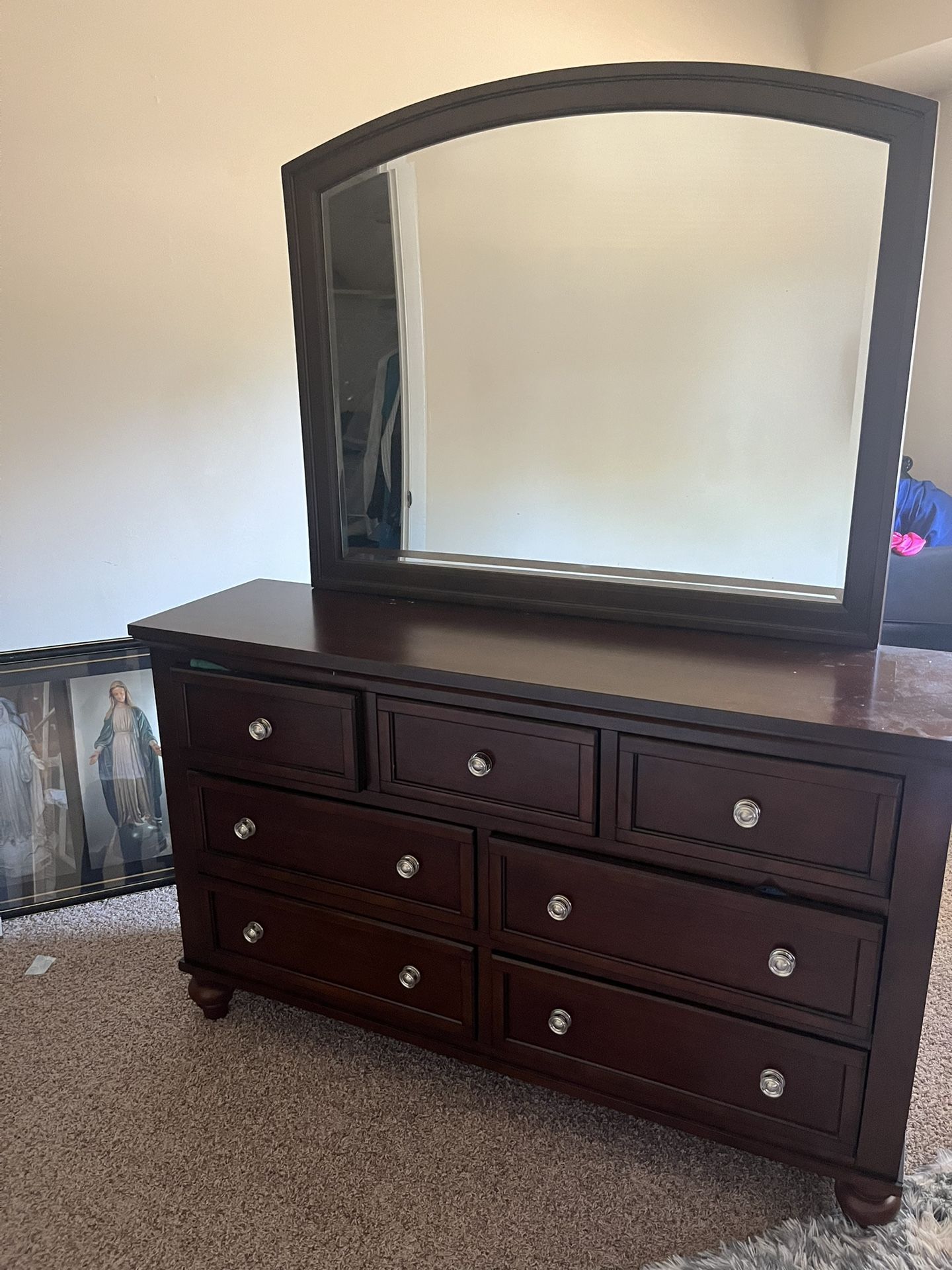Moving Sale – Furniture, Sofa, TV & More