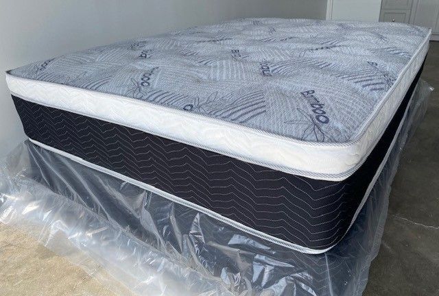 Cal King Euro Bamboo Pillow Top!!