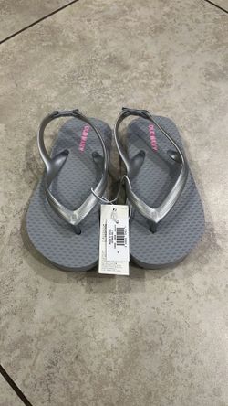 Old Navy Toddler Girl’s Flip Flop Sandals, Size 5, 6, 7, 8