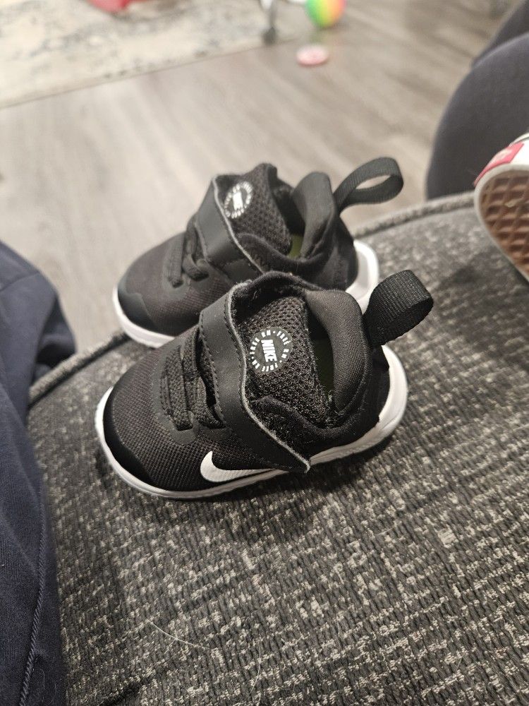 Nike Baby Shoes  3C