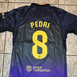 Pedri Barcelona Jersey #8 26/27 Season 