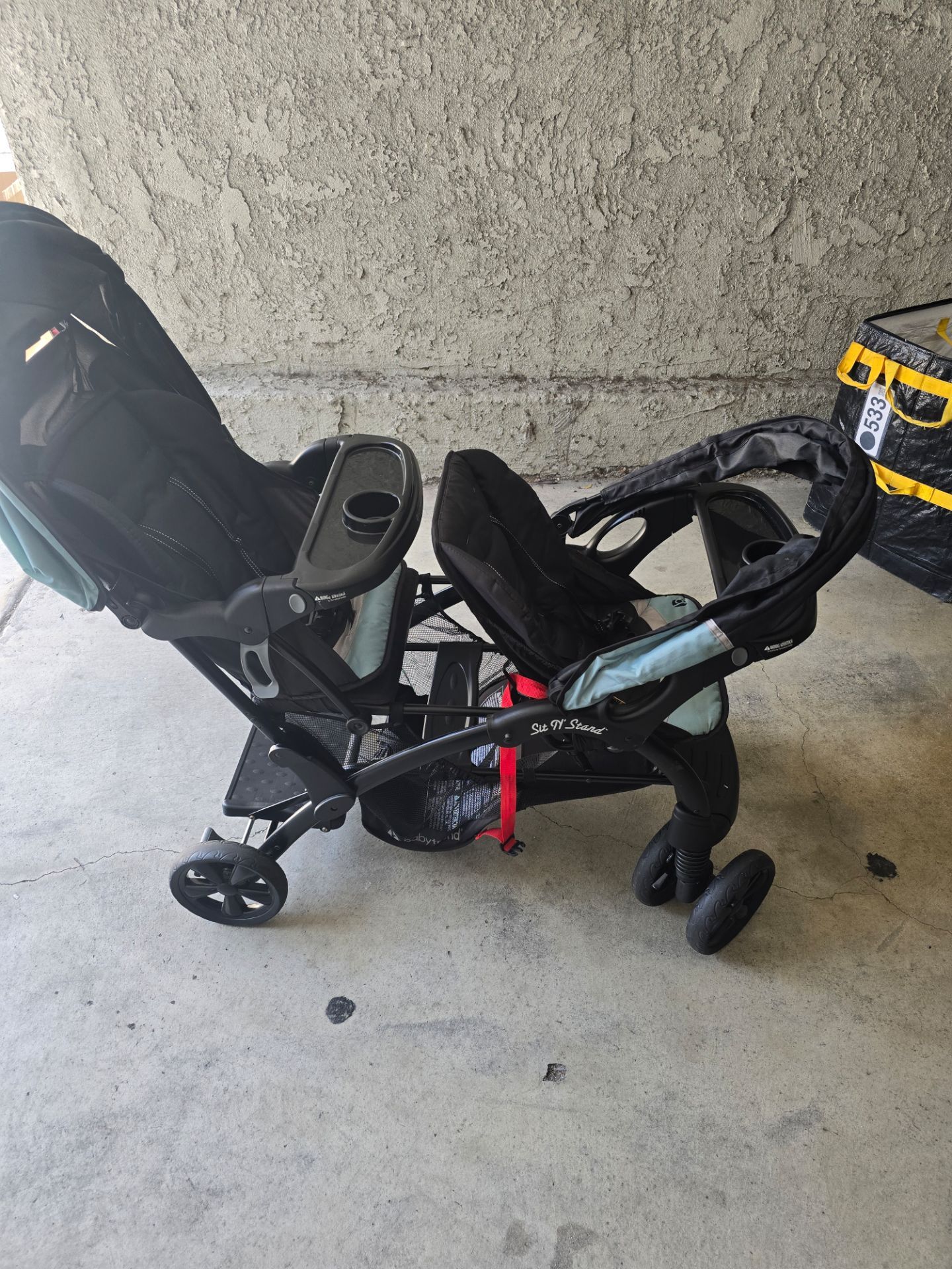 2 babies stroller