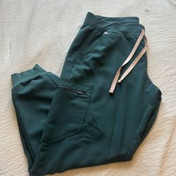 Woman’s Figs Large 