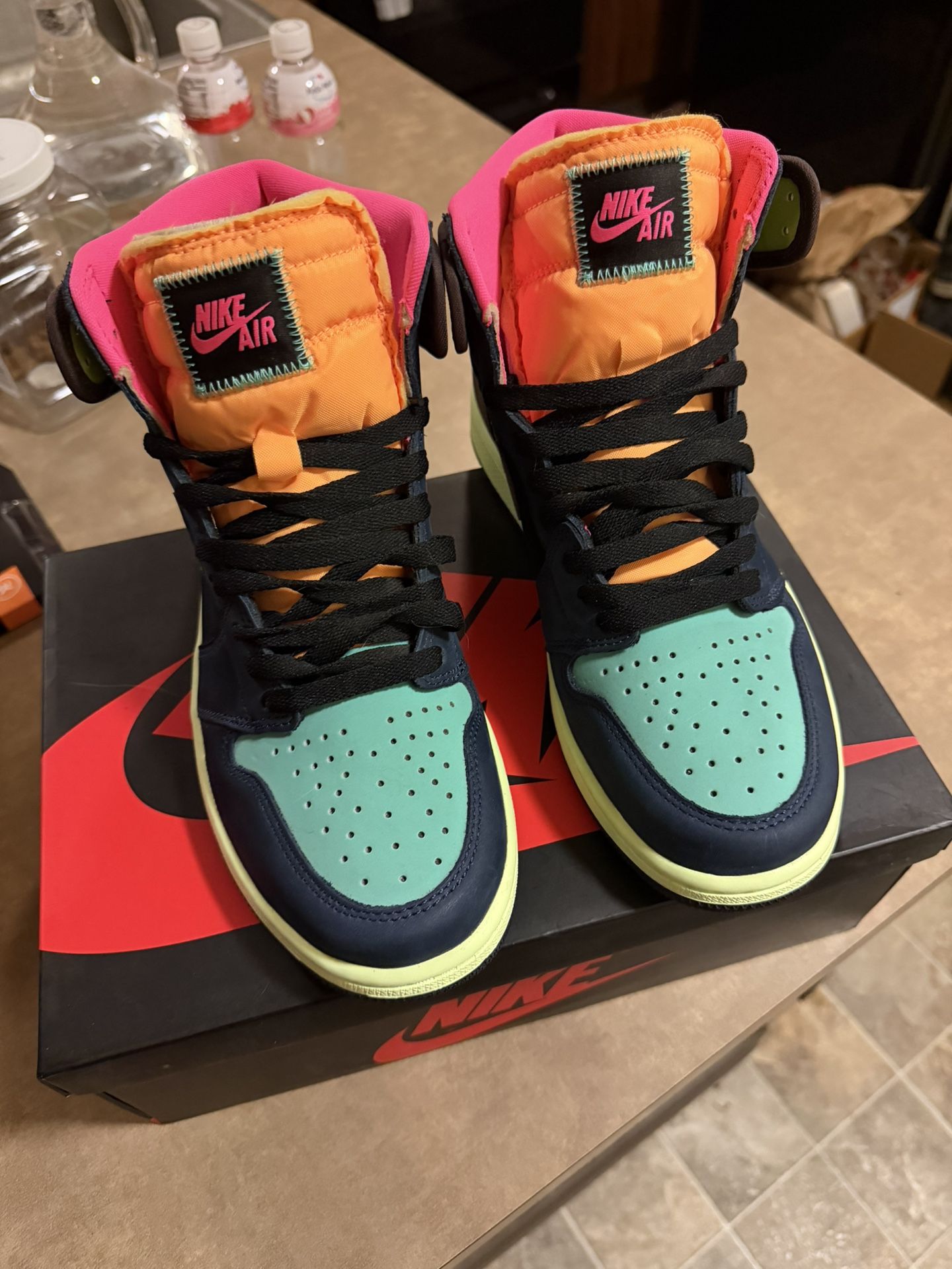 Nike Air Jordan 1 Retro High OG “Tokyo Bio Hack” Size 9 (style 555088-201)