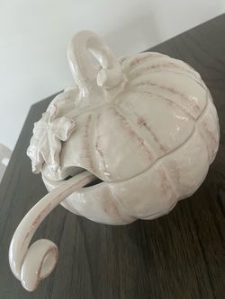Mikasa Harvest Pumpkin Tureen