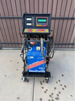 BEAR BATTERY TESTER AND ASSOCIATED 6009a charger