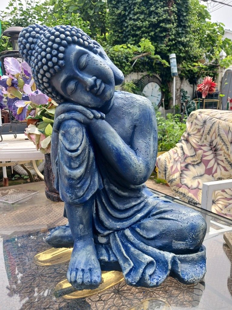 BUDDHA Statue