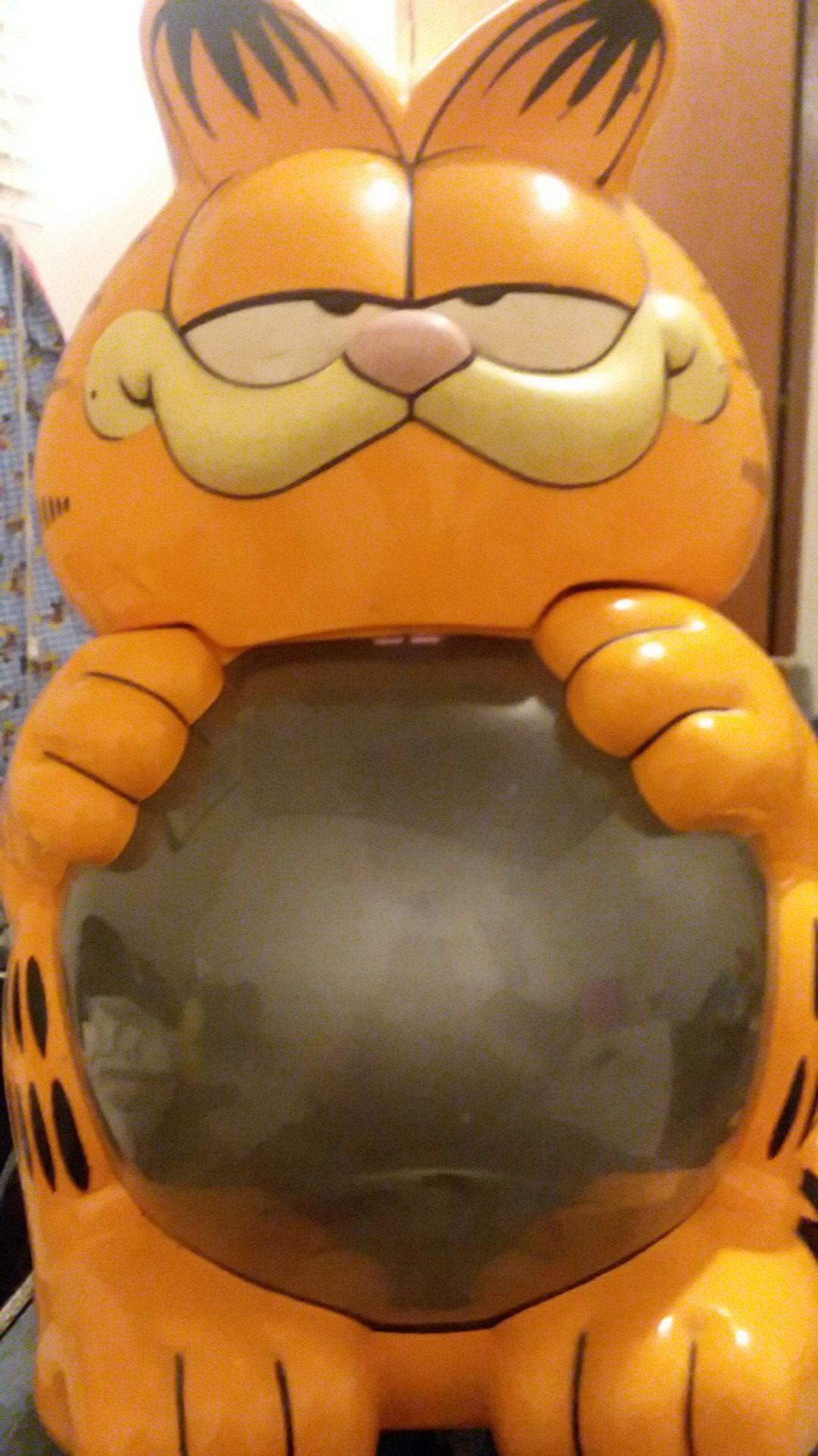 Vintage 1978 Garfield fish tank