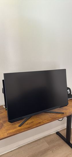 Odyssey monitor 32’