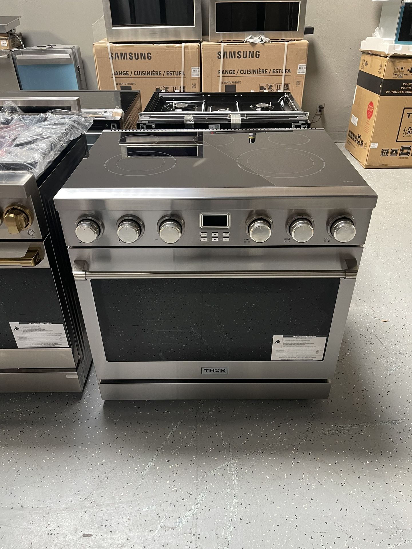 Thor Electric 36’ Range -New