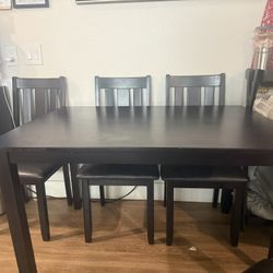6 Seater Perfectly Fine Dinning Table 