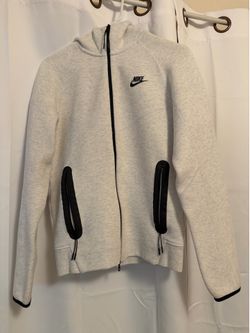 Nike Tech Light Grey