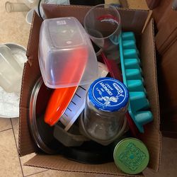 Tupperware And Kitchen Ware