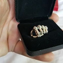 Skull Hand Ring