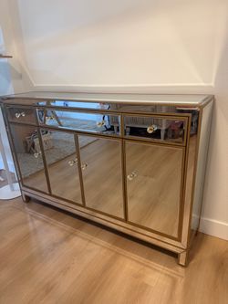 Mirrored Sideboard / Storage Cabinet ✨