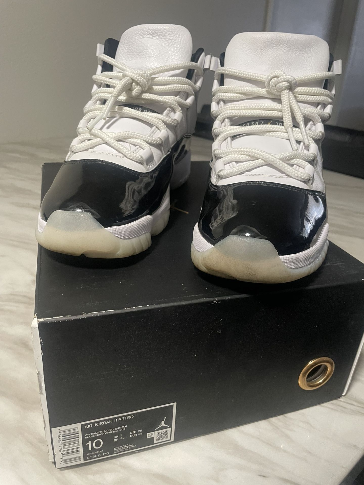 Jordan 11 Gratitude