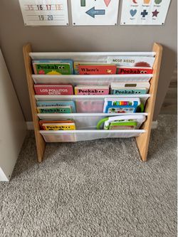 Kids bookshelf