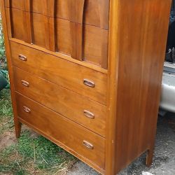 Mid Century Modern Walnut Dresser Chest Of Drawers Highboy Walnut Danish American Furniture
