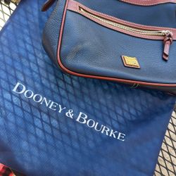 Dooney And Bourke Crossbody