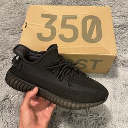 Yeezy Oynx 350 Boost Shoes