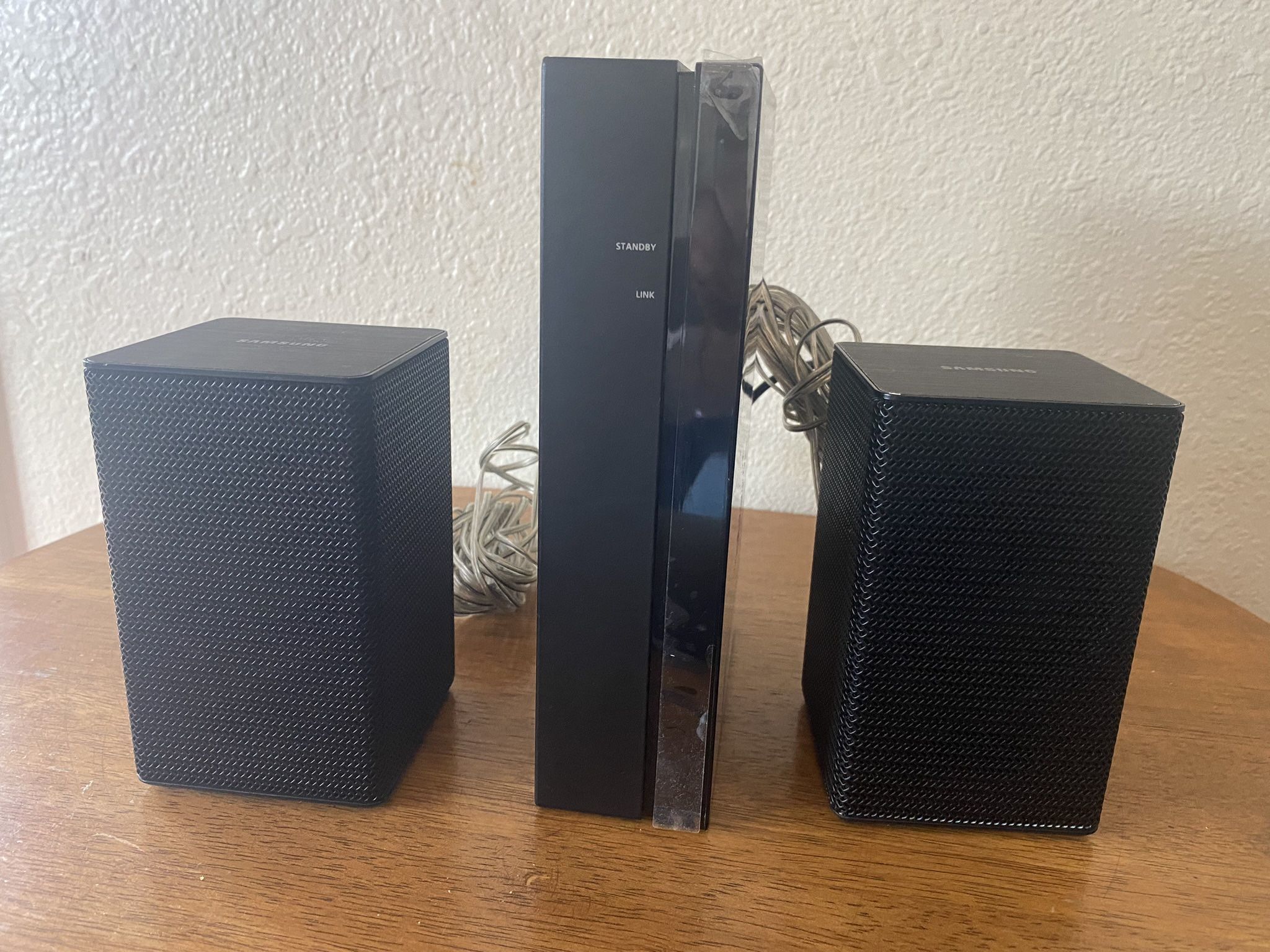 Samsung swa-8000s Bluetooth Speakers 