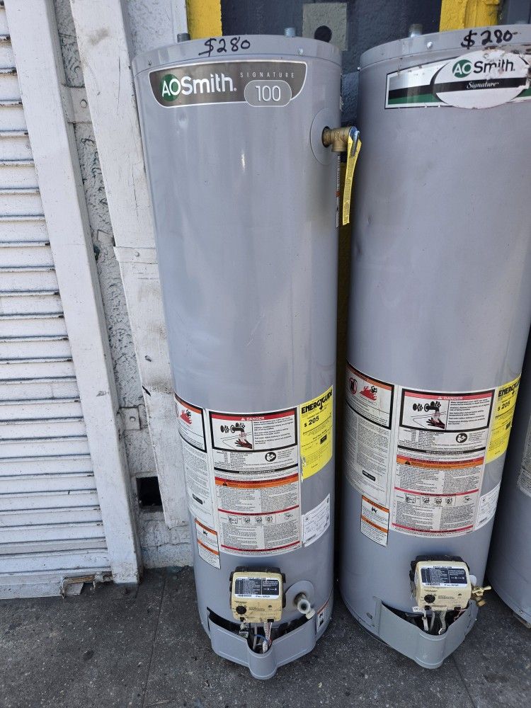 AO Smith 30 Gallon Used Water Heater Great Condition!