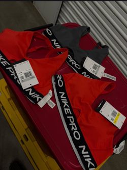 Sports bras Nike