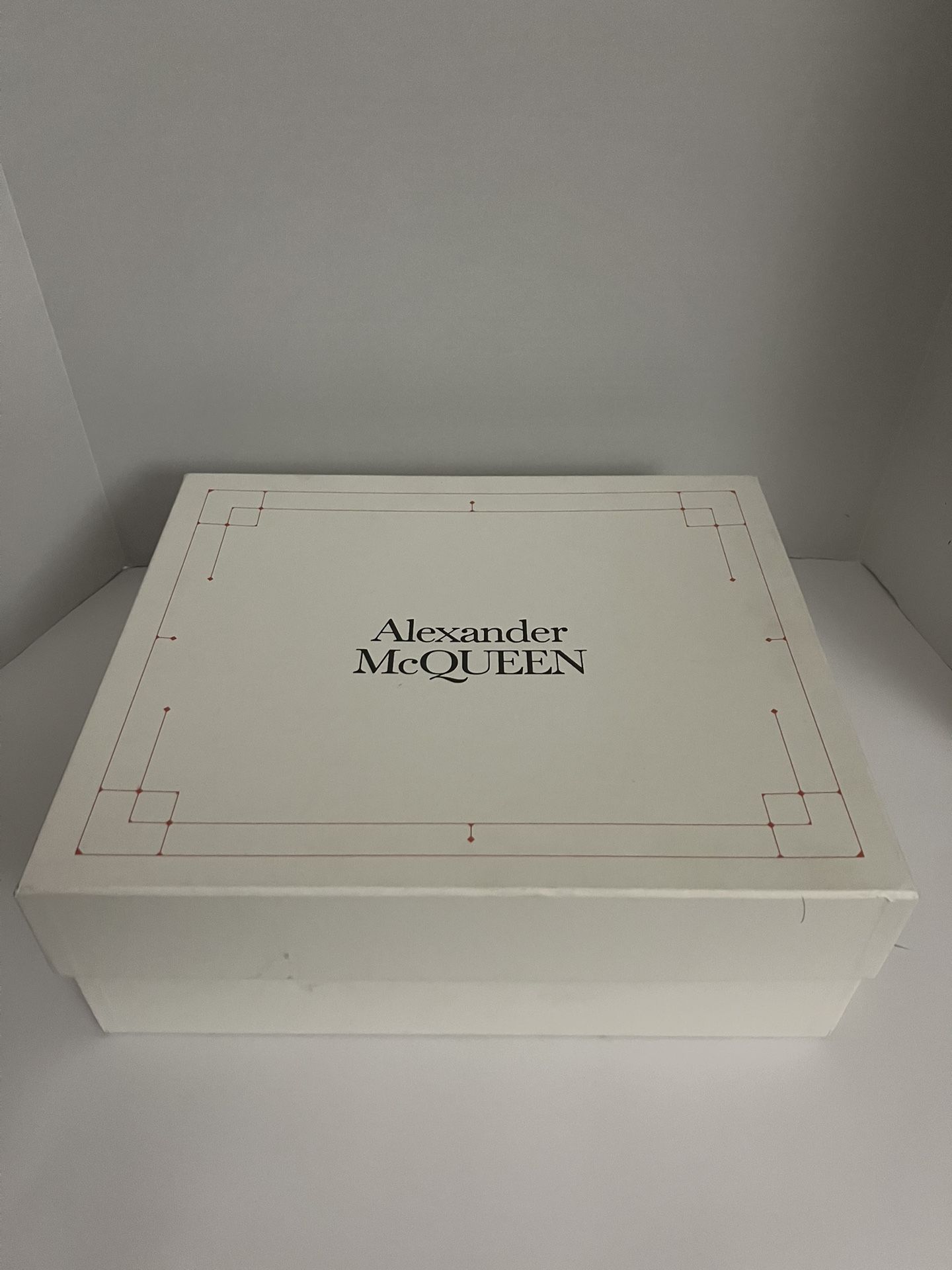 Alexander McQueen Chelsea Boots