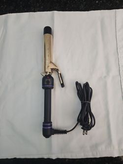 Hot Tools
24K Gold Extended Barrel Curling Iron