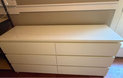 6-Drawer White Dresser