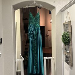 Formal Dress - Perfect for Prom!
