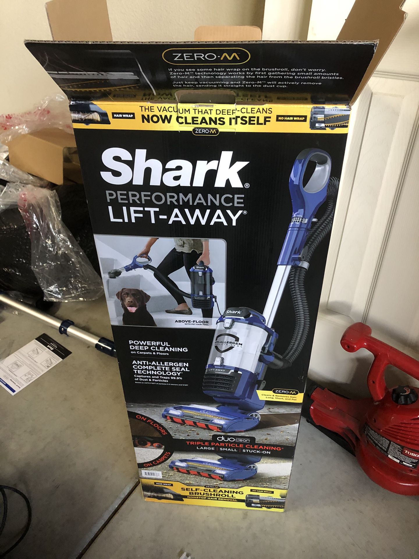 Shark vacuum