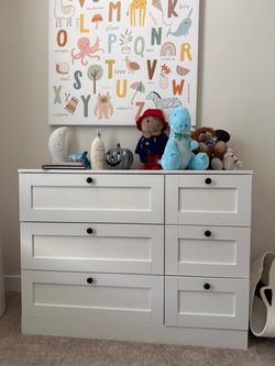 White 6-Drawer Double Dresser