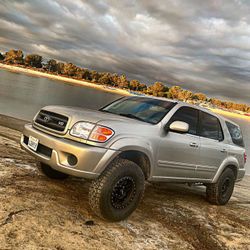 2001 Toyota Sequoia