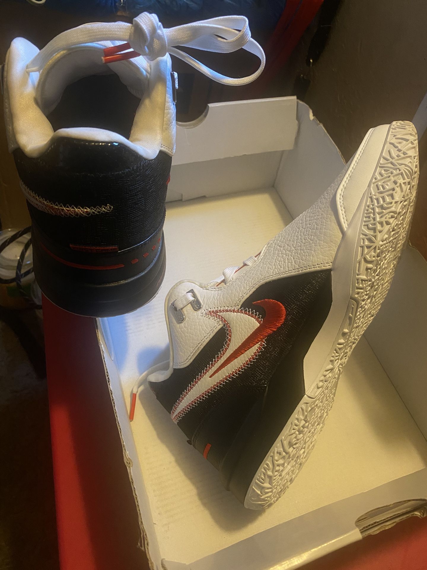 Men's Nike Zoom Lebron NXXT Gen Amped Shoes Sz 7.5