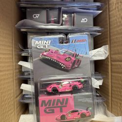 Mini GT 1:64 Porsche 911 GT3 R #80 AO Racing 2023 IMSA VIRginia Roxy MGT00872