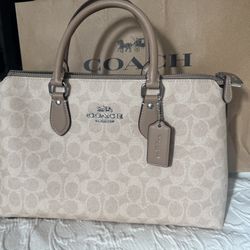 Coach bag 