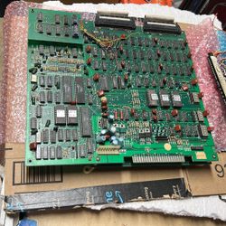 Untested Unknown Arcade Video Game Pcb Board 
