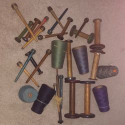 antique/vintage spindles, bobbins and thread