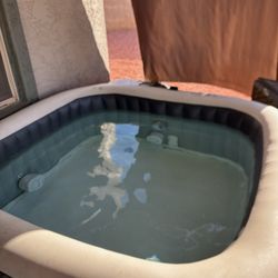 Inflatable Hot Tub